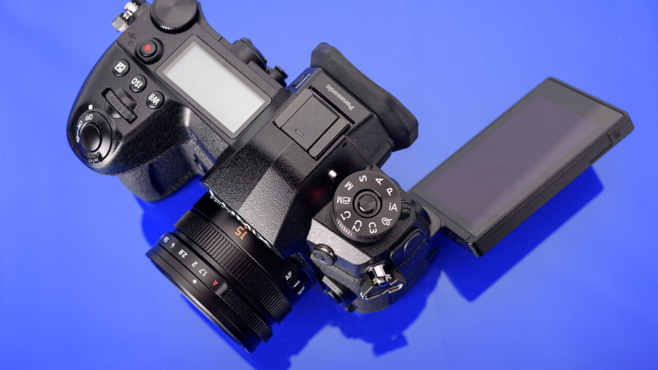 Lumix G9 Price in Pakistan – Specs, Features & Best Online Deals 2025