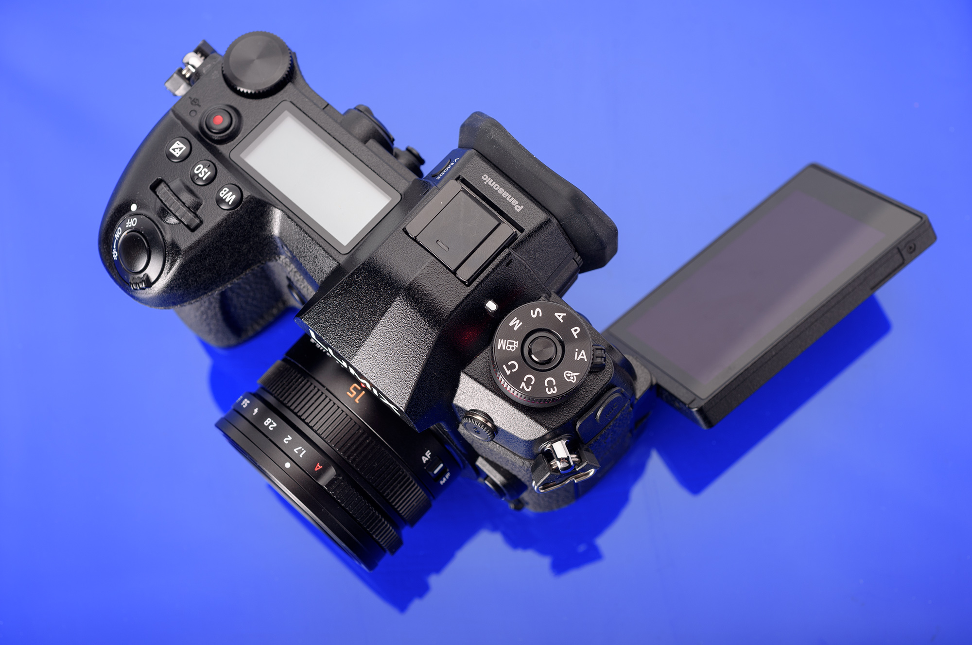 Lumix G9