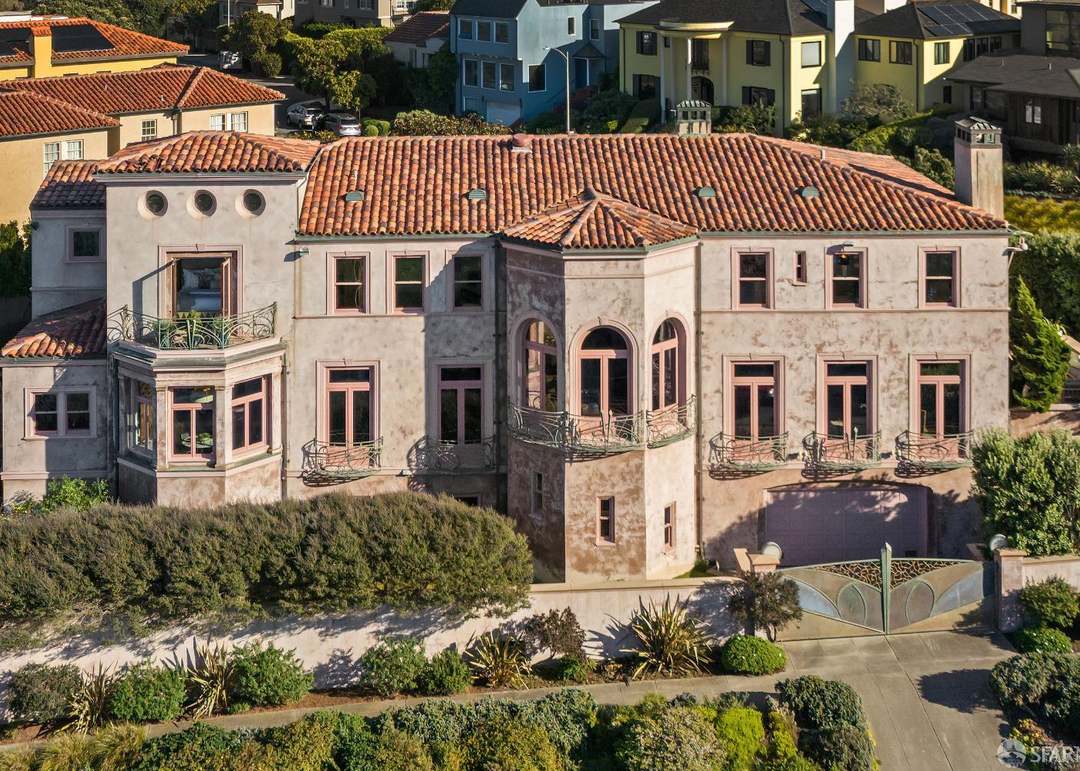 540 El Camino Del Mar